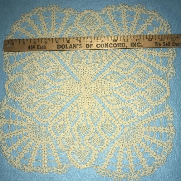 CROCHETED square doily beautifully handmade size 15” X 15” - Picture 4 of 4